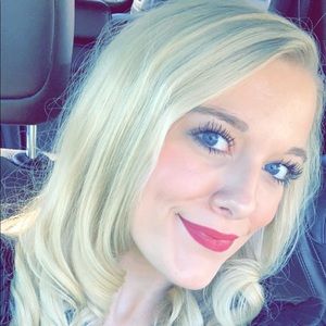 Meet your Posher, Kenzie